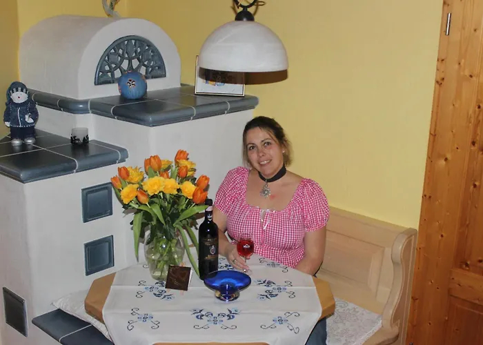 Edelweiss Apartment *